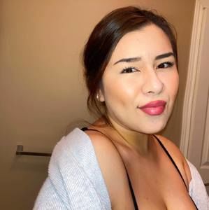 Meet your Posher, Kendra